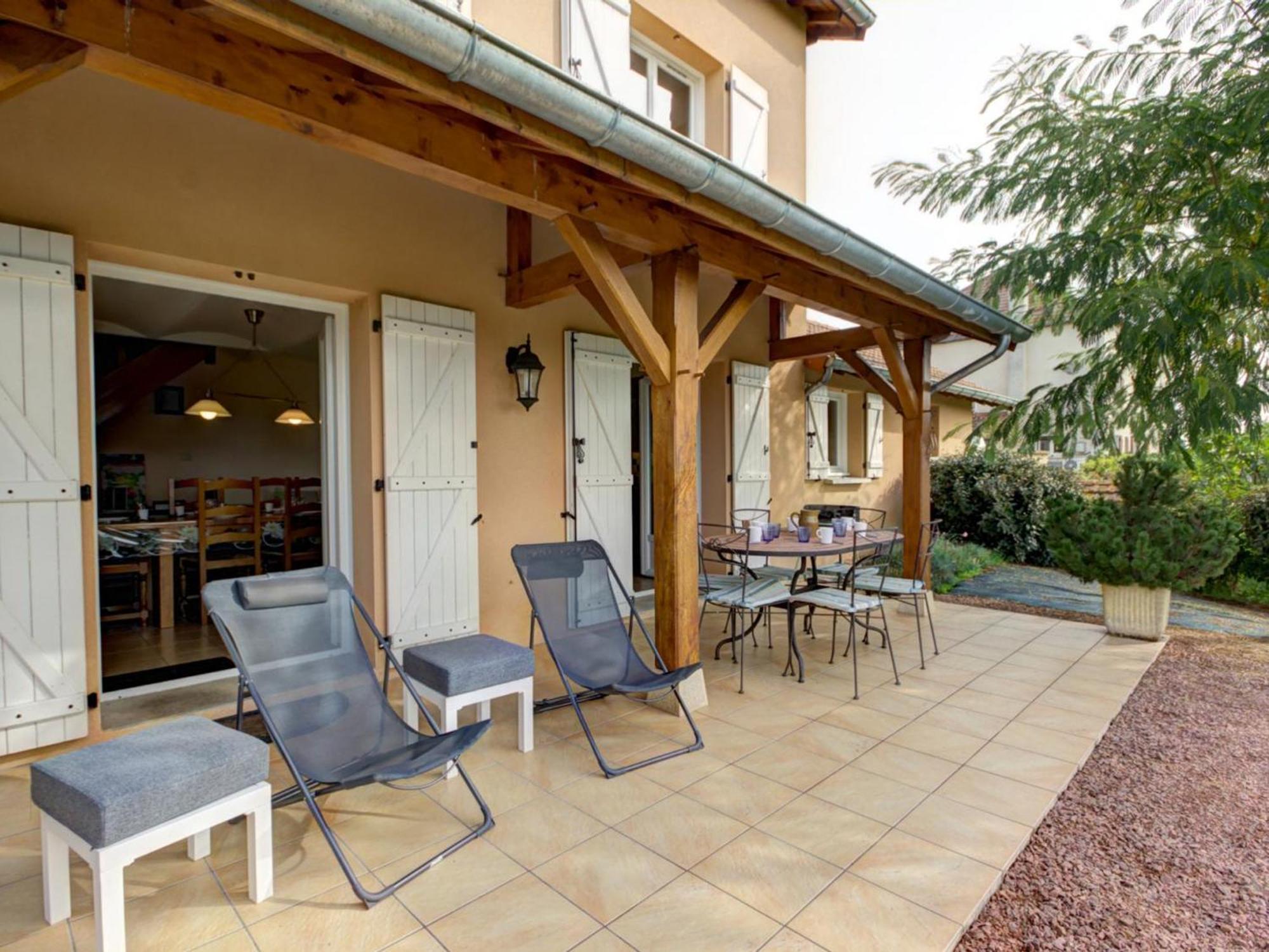 Gite Cosy Avec Poele, Terrasse Et Jardin Prive A Saint-Forgeux-Lespinasse - Fr-1-496-37 Bagian luar foto